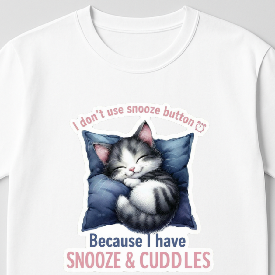 Snooze and cuddles - Unisex T-Shirt
