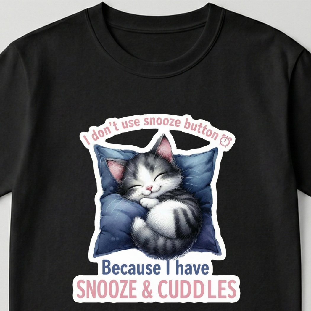 Snooze and cuddles - Unisex T-Shirt
