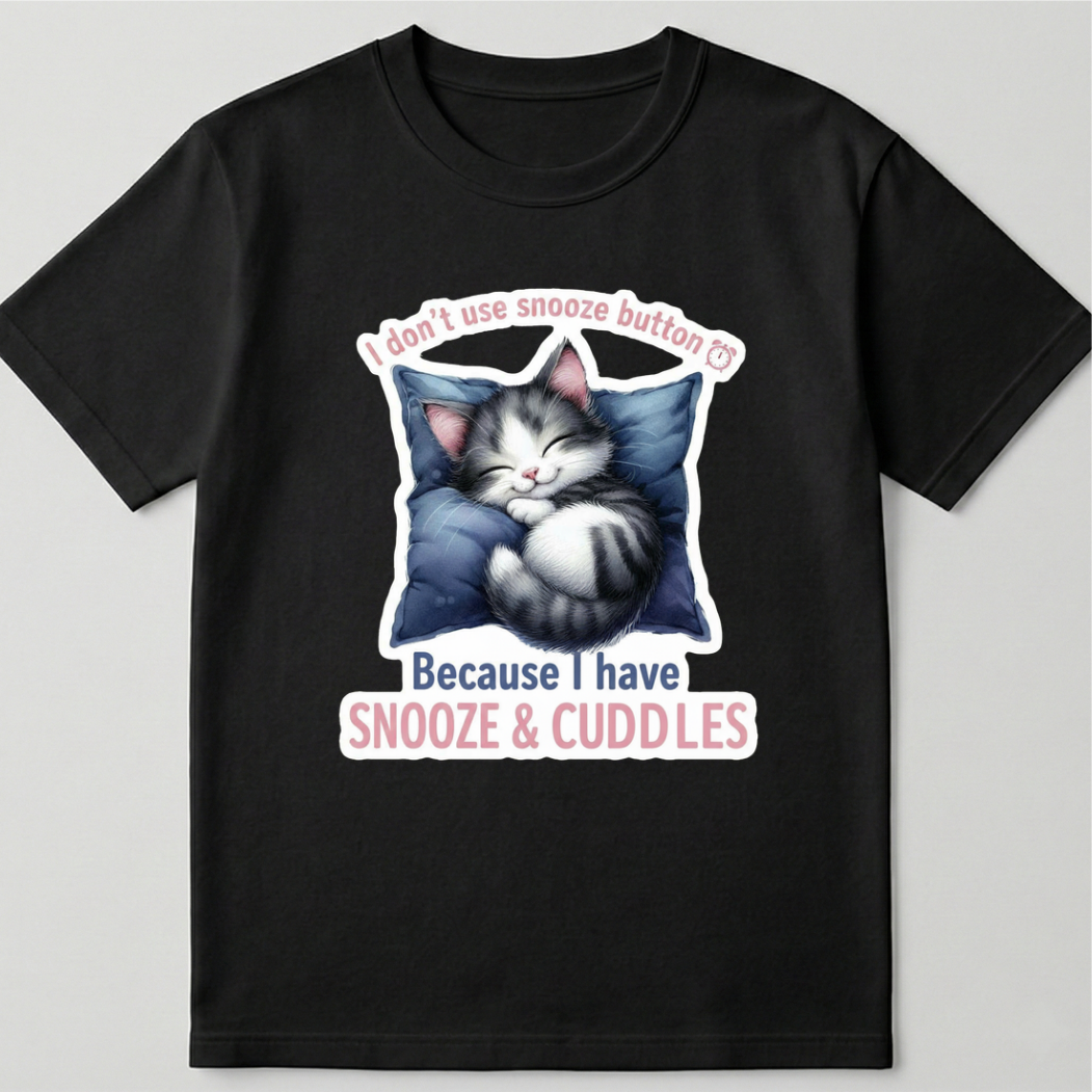 Snooze and cuddles - Unisex T-Shirt
